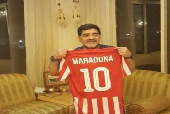 رسميا.. مارادونا يدرب نادي الفجيرة بالدرجة الثانية في الإمارات