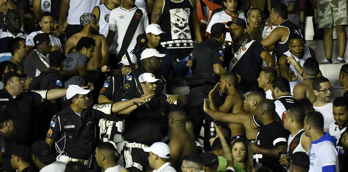 بالفيديو..مقتل مشجع في أعمال عنف بعد مباراة في ريو دي جانيرو