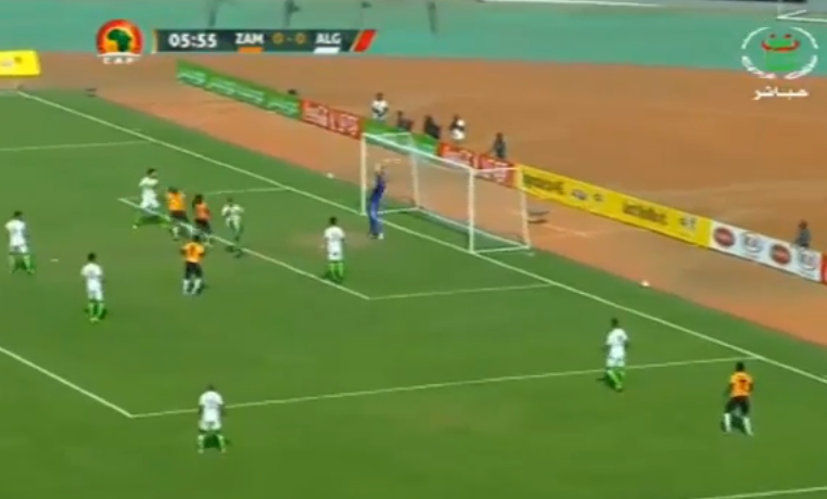 بالفيديو: منتخب زامبيا يسحق الجزائر بثلاث أهداف  ويحرمه من التأهل لنهائيات كأس العالم 2018