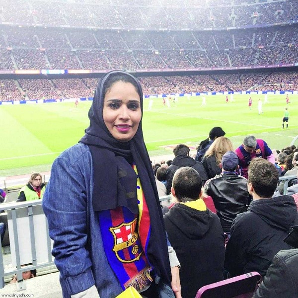 تعرف على ردة فعل السعوديات على قرار السماح للعائلات مشاهدة المباريات من المدرجات