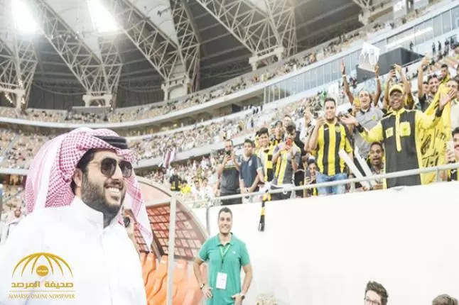 بالفيديو : آل الشيخ يكشف تفاصيل مكالمته لقناة «KSA SPORTS» بعد نهائي الكأس .. ولهذا صفق له الجمهور قبل بداية المباراة