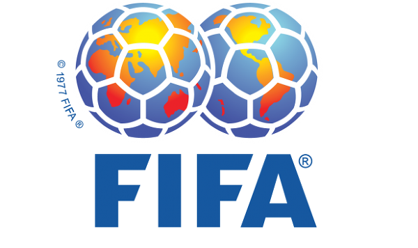 اتحاد القدم يشكو قنوات قطر إلى «فيفا»
