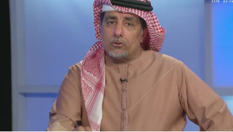 بالفيديو..عبدالرحمن محمد محلل قنوات دبي الرياضية يسقط مغشيًا عليه على الهواء