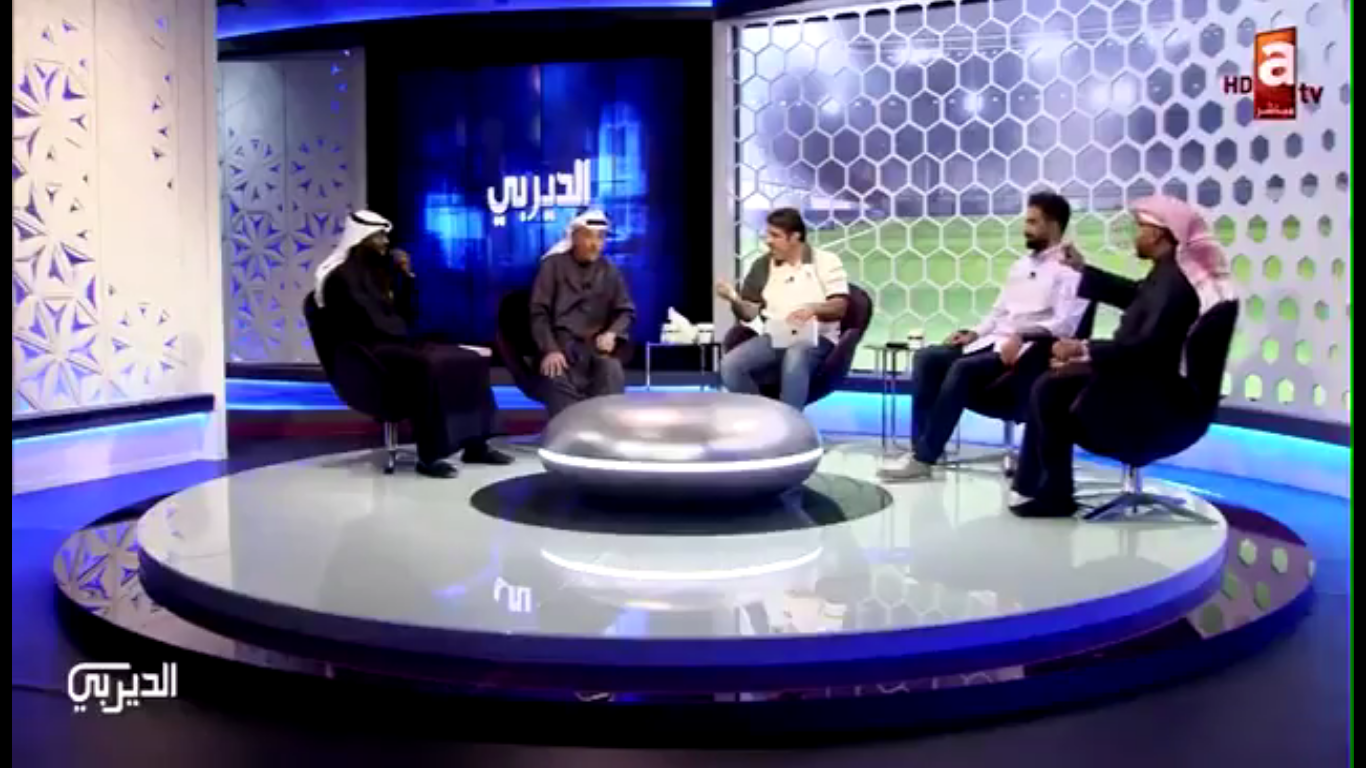بالفيديو..الهلالي صالح العنيزي لعبدالعزيز عطية: استمتع بصياحكم وأنتم تقولون ڤار!