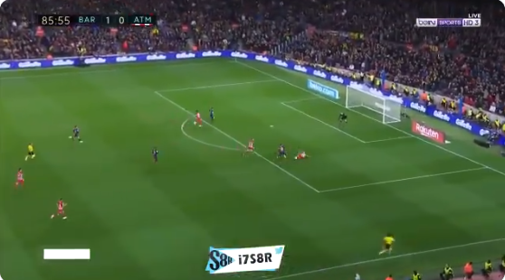 بالفيديو..برشلونة يعبر أتلتيكو مدريد ويحلق في قمة ترتيب الدوري الإسباني