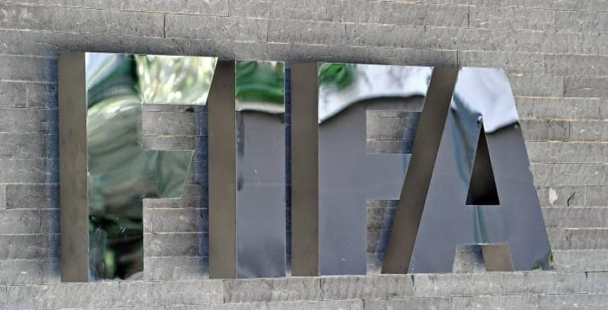 رسمياً.. "فيفا" يقر تعديلات كبيرة في قوانين كرة القدم قبل أمم أفريقيا
