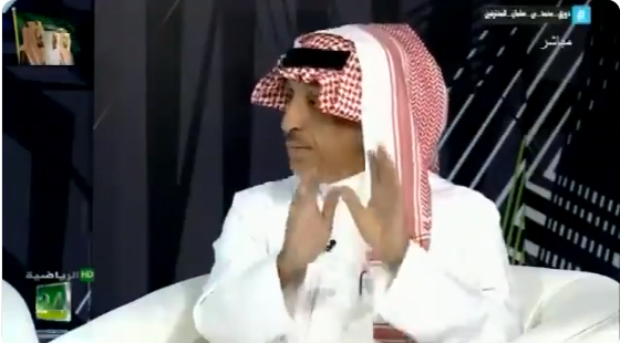 بالفيديو..نقاش حاد بين "علي كميخ" و"بندر الرزيجان" بسبب إطلاق لقب "الزعيم" على نادي الهلال