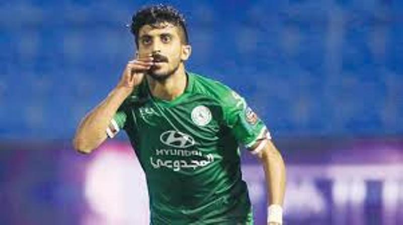 النصر يفتح خط مفاوضاته مع الاتفاق مجدداً لكسب خدمات لاعبه