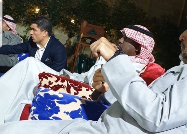 ماجد عبدالله يحتفل بفوز الهلال بدوري أبطال آسيا