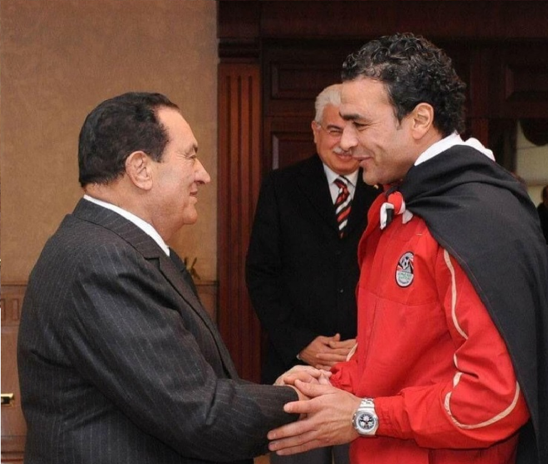 مبارك تدخل للعفو عن " عصام الحضري" (فيديو)