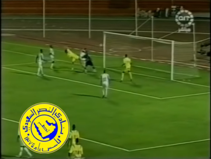 مغرد ينشر فيديو لفوز النصر على العقارية الجيبوتي بـ 12هدفًا.. ورد مفاجئ من عامر عبدالله!