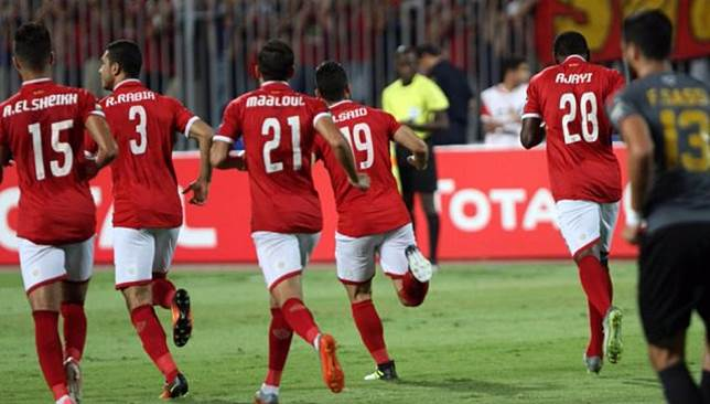 الهلال يقدم عرضاً لضم لاعب الأهلي المصري!