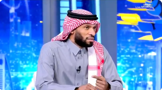 بالفيديو.. إعلامي يعلق عقب تنازل "حمدالله" عن شارة القيادة في النصر