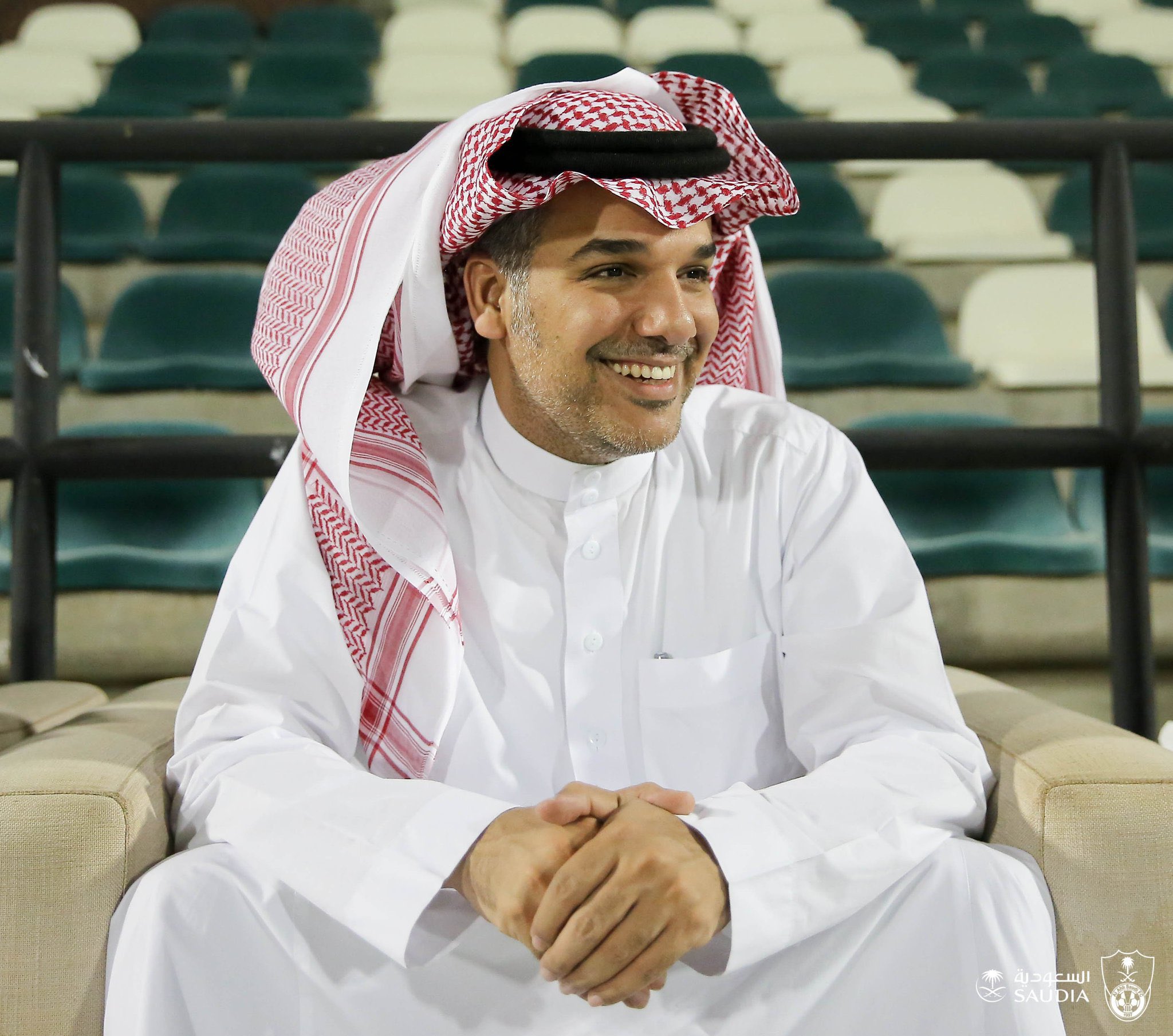 جماهير الأهلي تطالب الإدارة بضم لاعب الرائد "سلطان فرحان"
