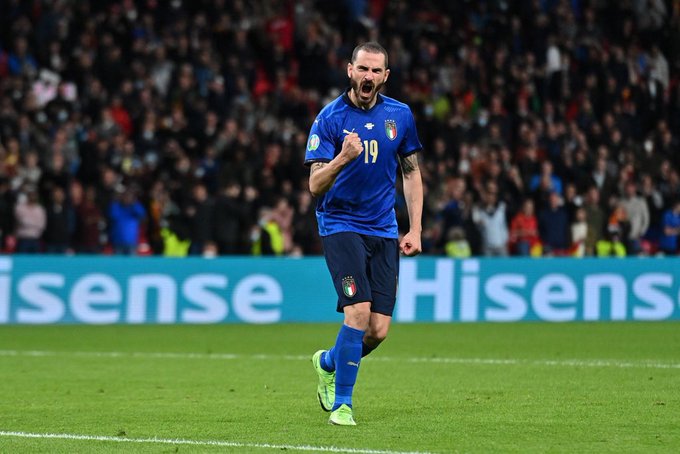 شاهد.. منتخب إيطاليا يسجل هدف التعادل في مرمى إنجلترا بنهائي يورو 2020 !
