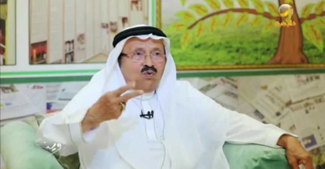 بالفيديو: "ساعاتي" يكشف  لأول مرة  عن ردة فعل الأمير "عبد الرحمن بن سعود" عندما اقترح  عليه تغيير شعار النصر