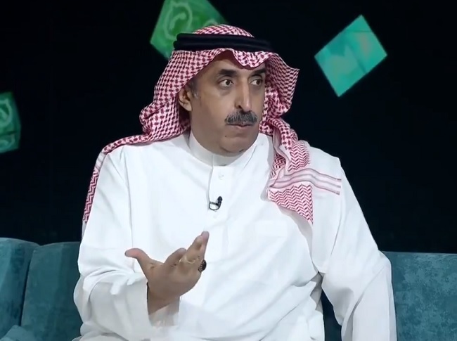 خالد أبو غانم يثير الجدل بتغريدة غامضة : كان يطلق عليه مطرب واليوم نشاهده تحول "لأراقوز"!