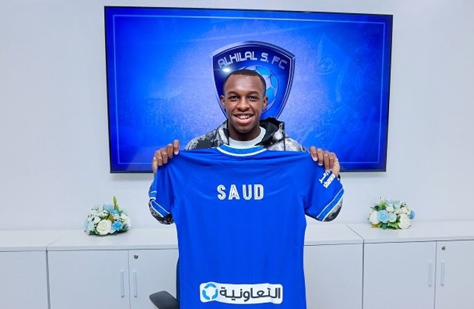 صفقة سعود عبد الحميد تطيح بـ"3" لاعبين من الهلال